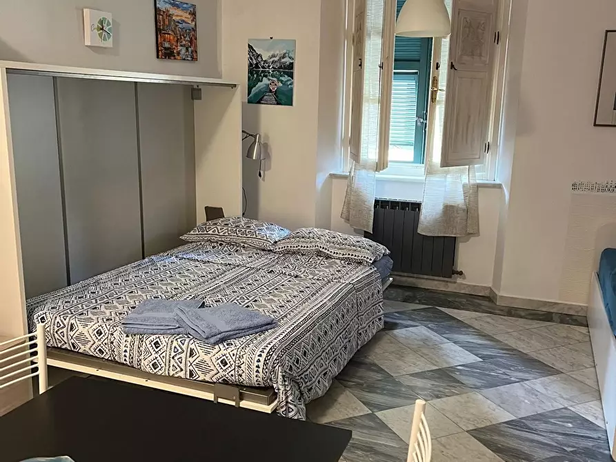 Immagine 5 di Appartamento in affitto  a Carrara