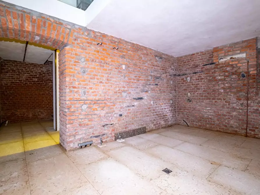 Immagine 38 di Appartamento in vendita  a Medolago