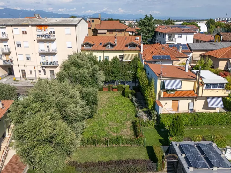 Immagine 56 di Appartamento in vendita  a Medolago