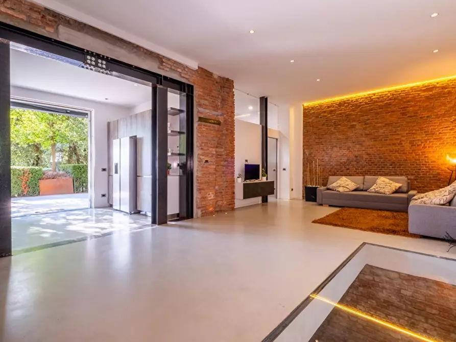 Immagine 1 di Appartamento in vendita  a Medolago