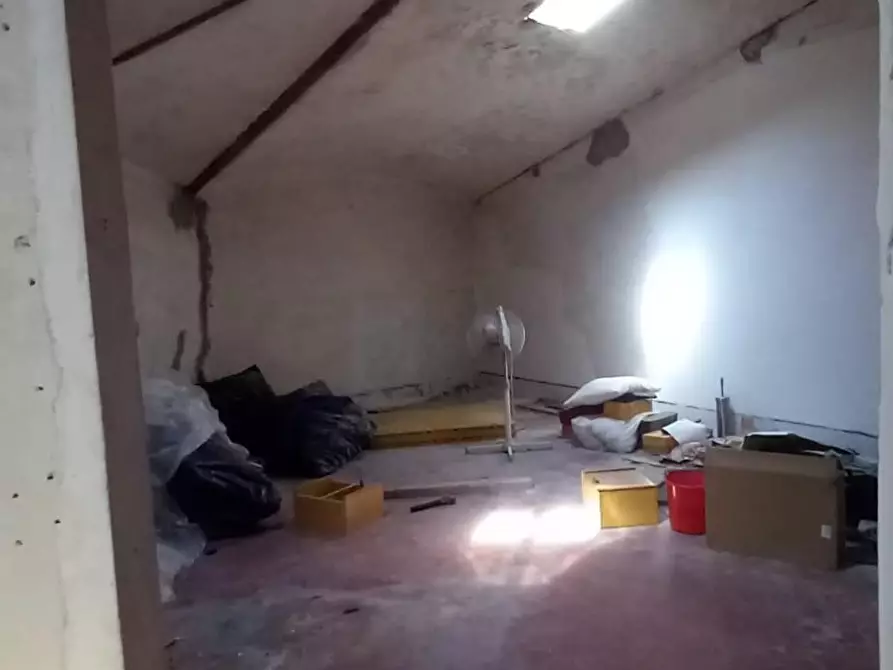 Immagine 22 di Appartamento in vendita  a Carrara