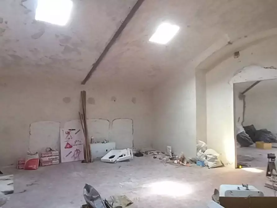 Immagine 20 di Appartamento in vendita  a Carrara