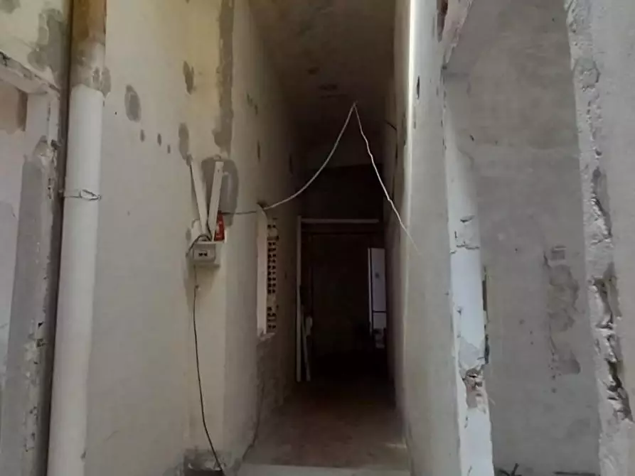 Immagine 11 di Appartamento in vendita  a Carrara