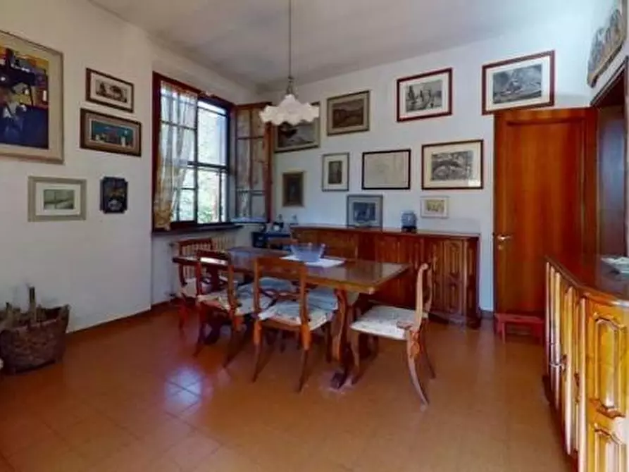 Immagine 6 di Villa in vendita  a San Giuliano Terme