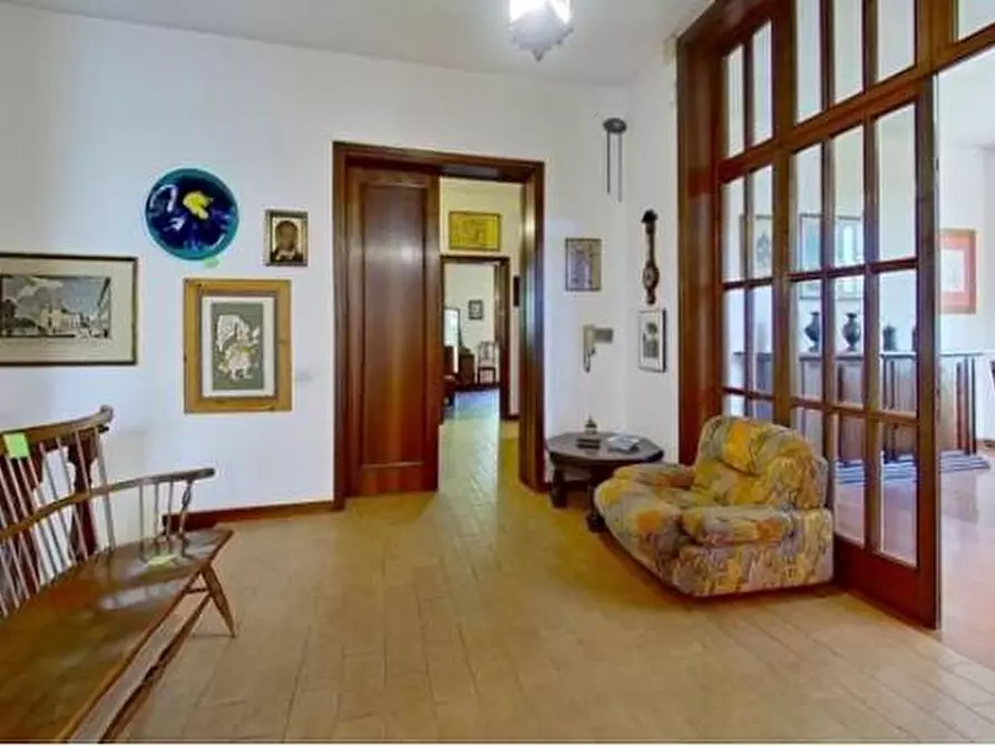 Immagine 16 di Villa in vendita  a San Giuliano Terme