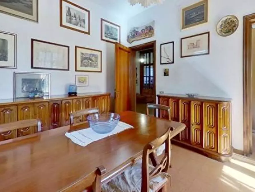 Immagine 14 di Villa in vendita  a San Giuliano Terme