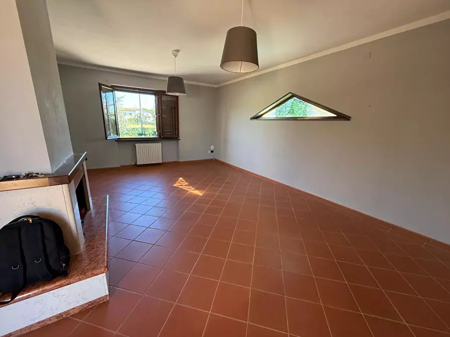 Immagine 5 di Casa bifamiliare in vendita  a San Giuliano Terme