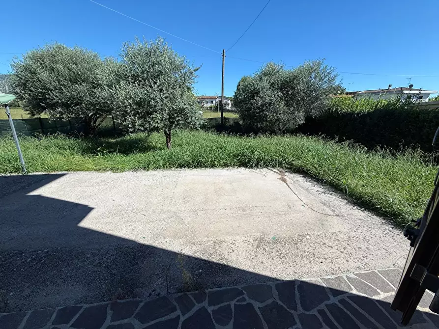 Immagine 12 di Casa bifamiliare in vendita  a San Giuliano Terme