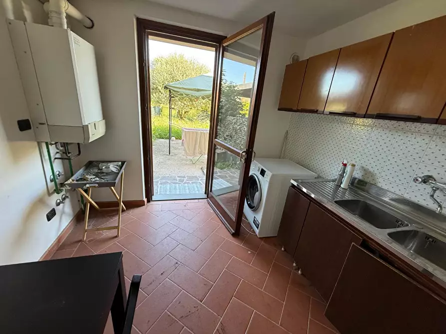 Immagine 13 di Casa bifamiliare in vendita  a San Giuliano Terme