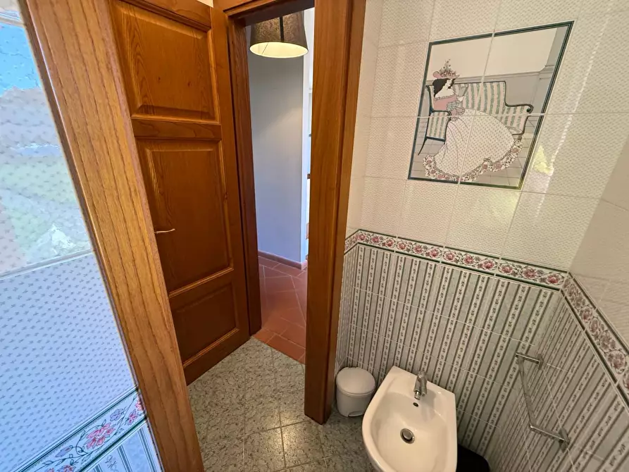 Immagine 17 di Casa bifamiliare in vendita  a San Giuliano Terme