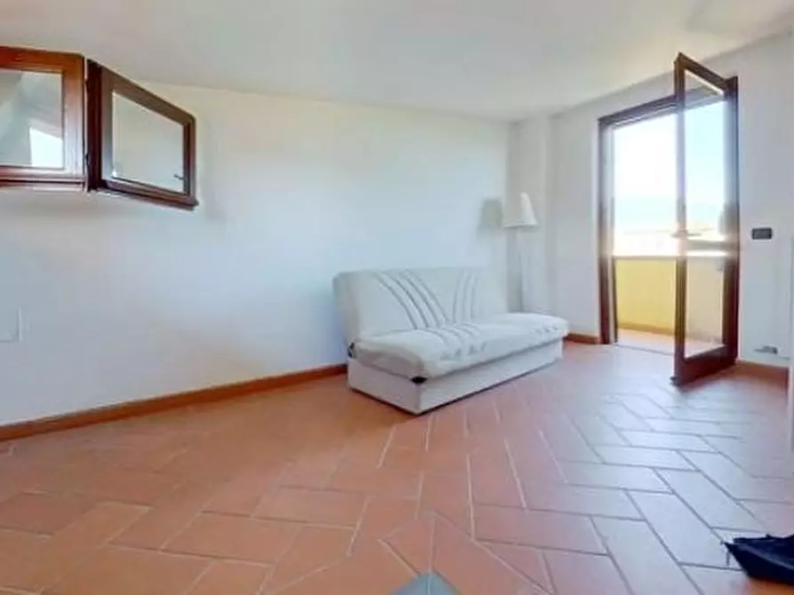 Immagine 9 di Casa bifamiliare in vendita  a San Giuliano Terme