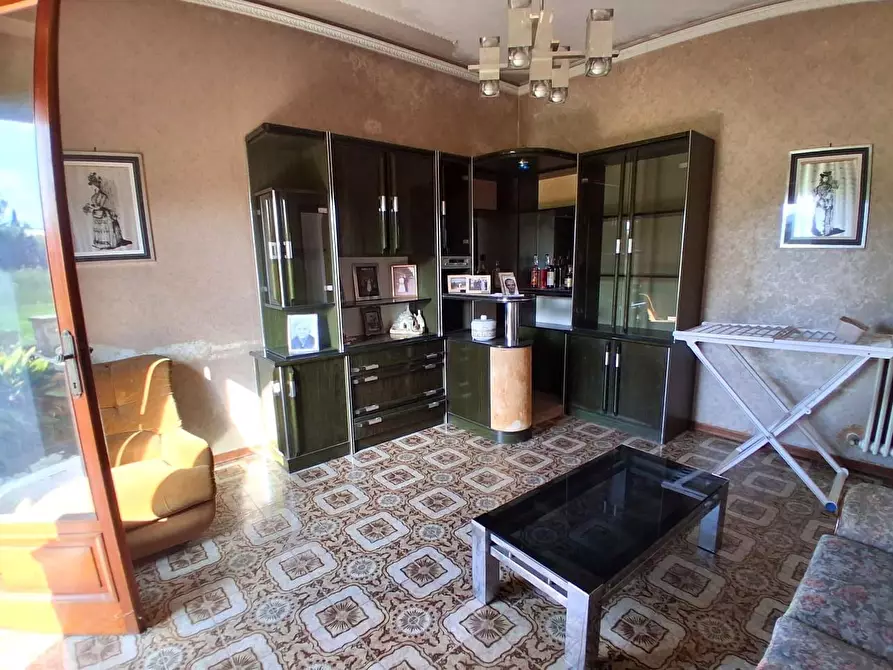 Immagine 8 di Appartamento in vendita  a Lucca