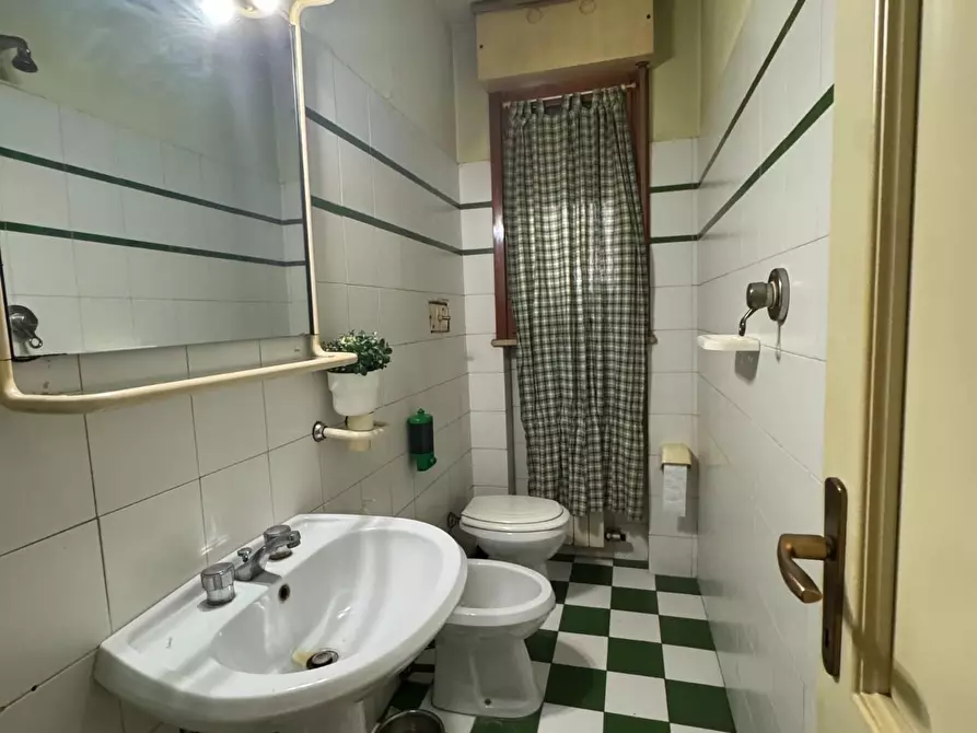 Immagine 12 di Villetta a schiera in vendita  a Viareggio