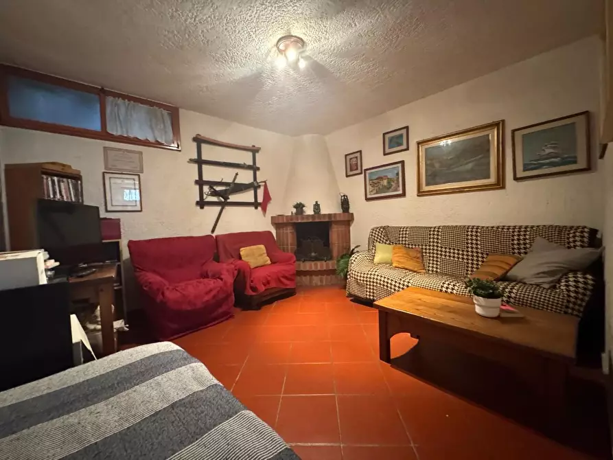 Immagine 24 di Villetta a schiera in vendita  a Viareggio