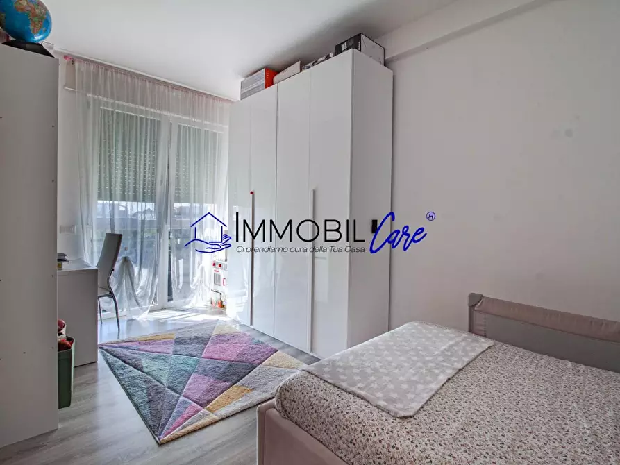 Immagine 24 di Appartamento in vendita  a Livorno