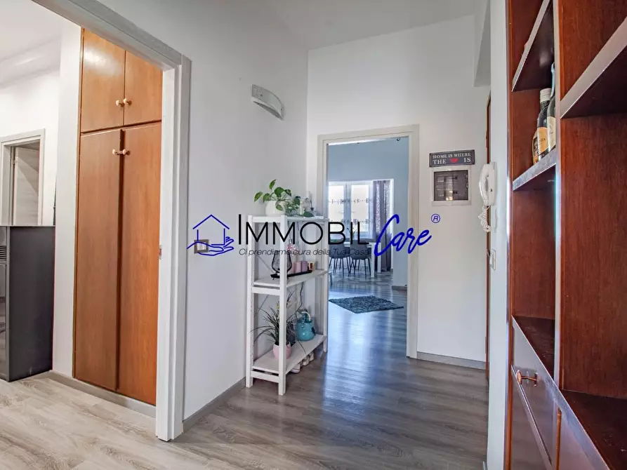 Immagine 16 di Appartamento in vendita  a Livorno