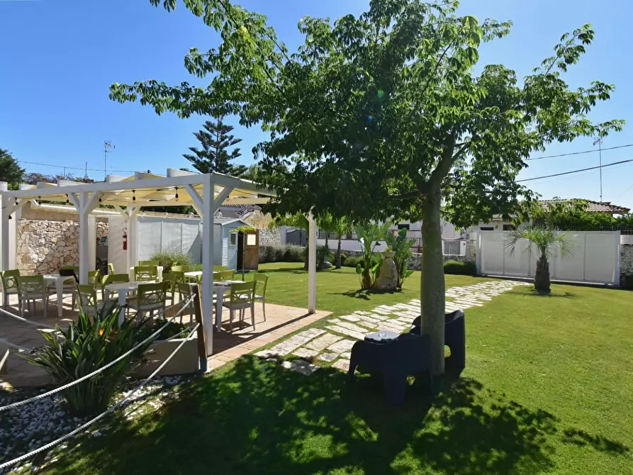 Immagine 30 di Albergo/B&B/Residence in vendita  a Nardo'
