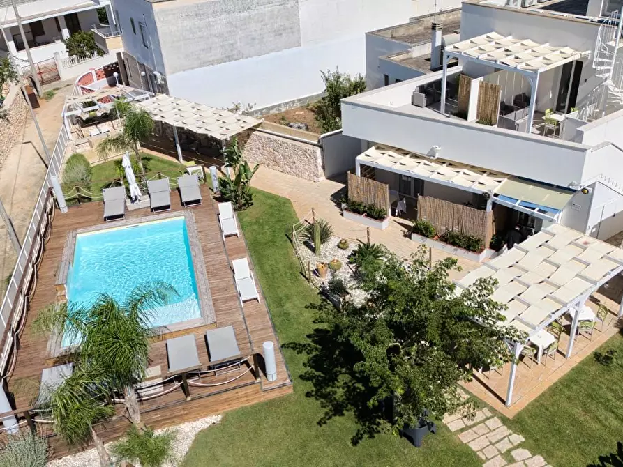 Immagine 3 di Albergo/B&B/Residence in vendita  a Nardo'