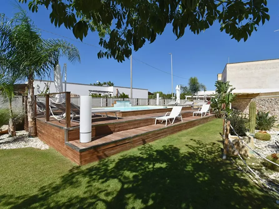 Immagine 34 di Albergo/B&B/Residence in vendita  a Nardo'