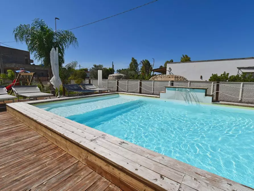 Immagine 29 di Albergo/B&B/Residence in vendita  a Nardo'