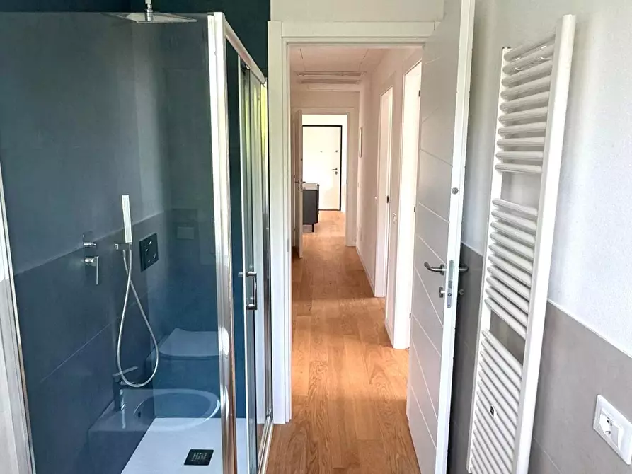 Immagine 14 di Appartamento in vendita  a Massa