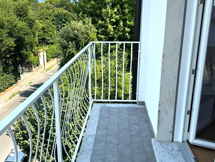 Immagine 6 di Appartamento in vendita  a Massa