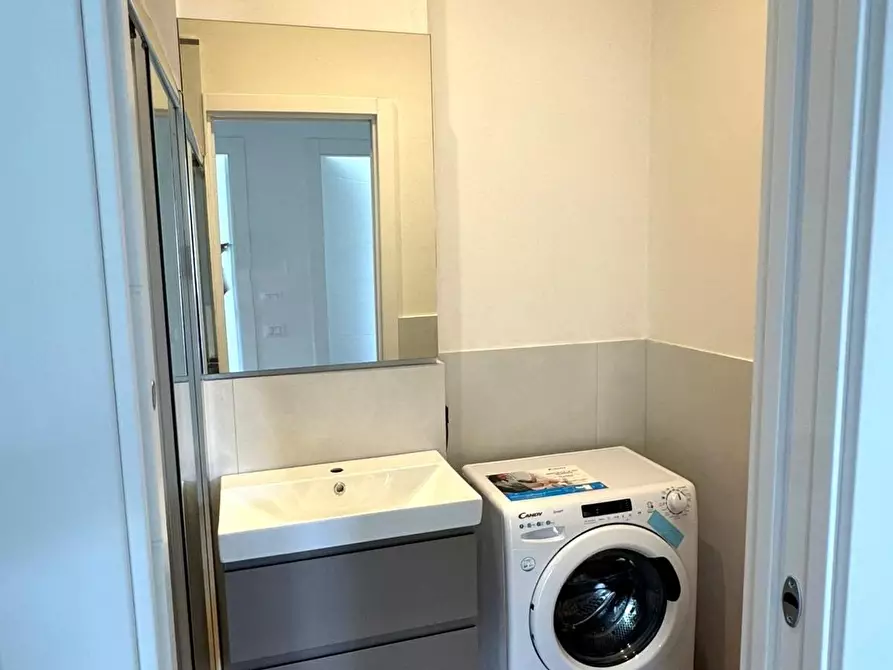 Immagine 28 di Appartamento in vendita  a Massa