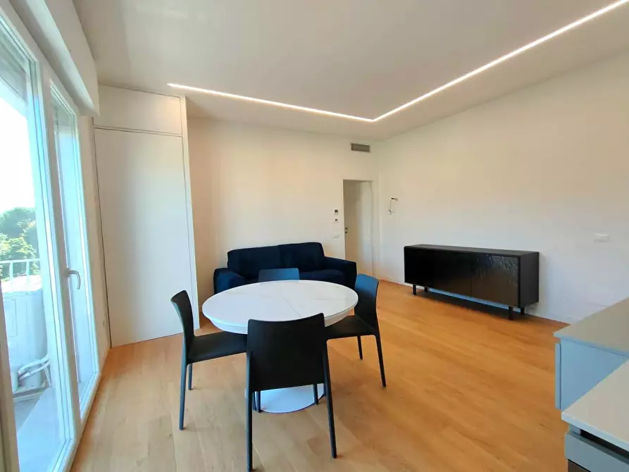 Immagine 21 di Appartamento in vendita  a Massa