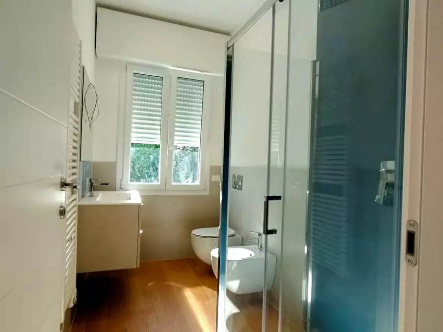 Immagine 26 di Appartamento in vendita  a Massa