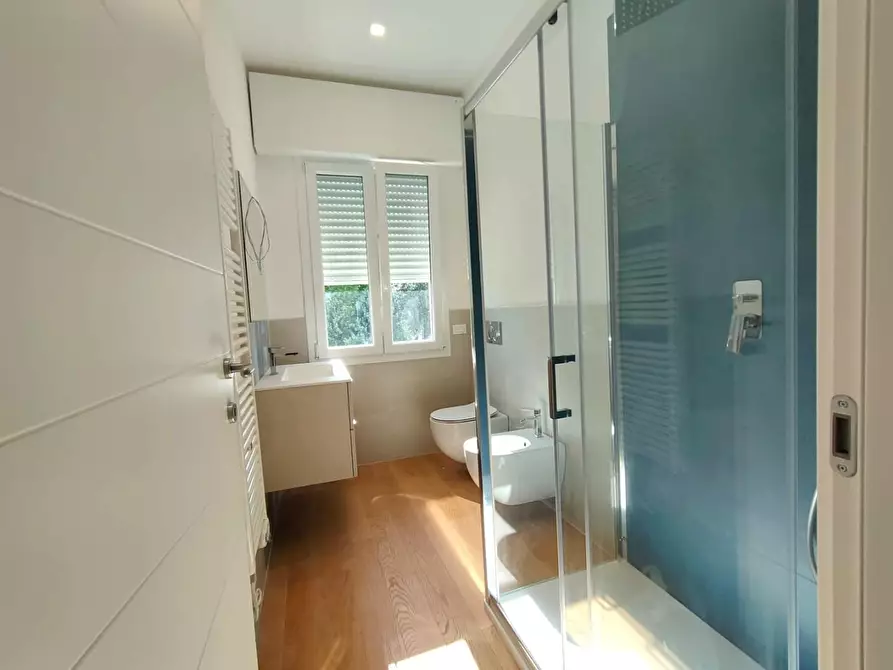 Immagine 15 di Appartamento in vendita  a Massa