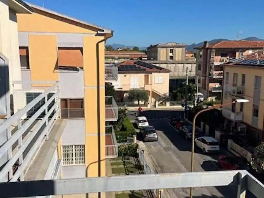 Immagine 18 di Appartamento in vendita  a Pisa