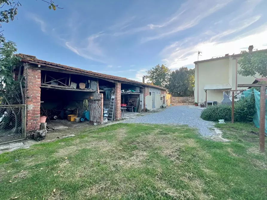 Immagine 27 di Casa colonica in vendita  a Castelfranco Di Sotto