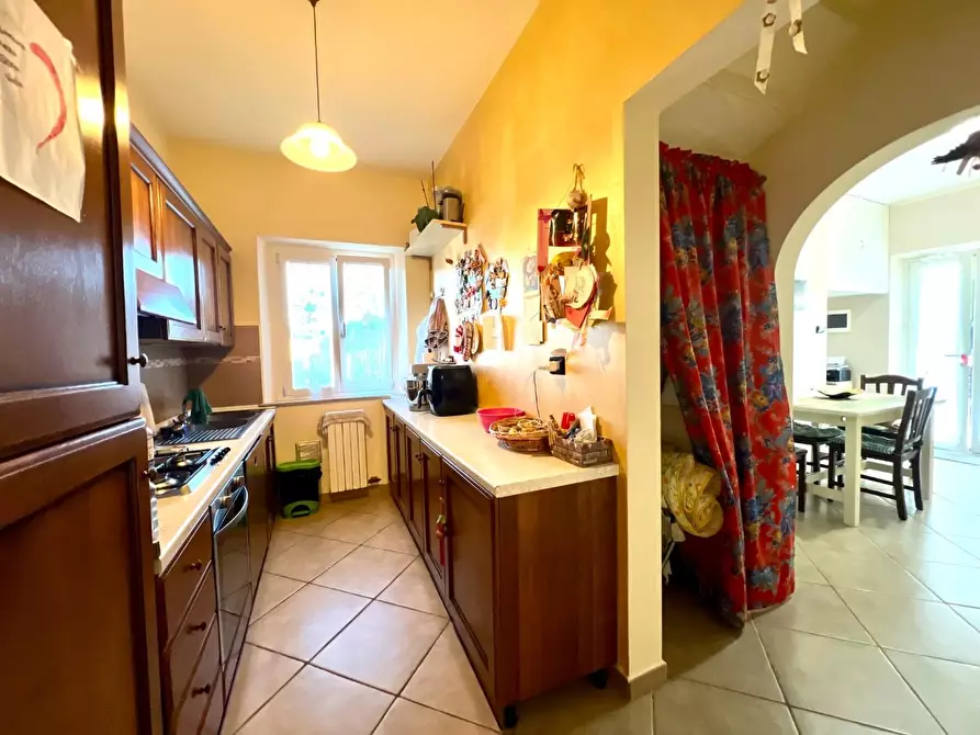 Immagine 11 di Casa colonica in vendita  a Castelfranco Di Sotto