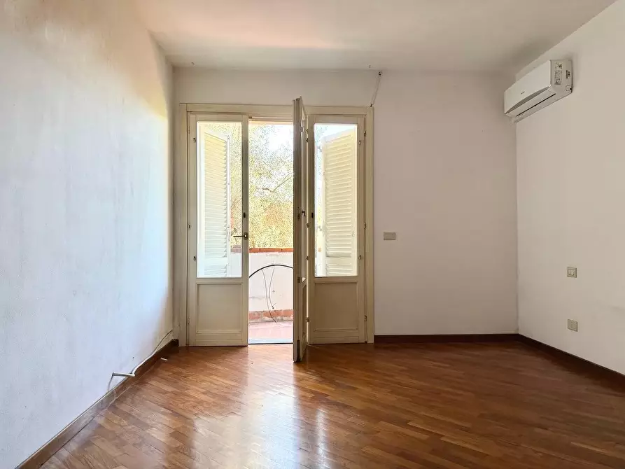 Immagine 16 di Appartamento in vendita  a Massa