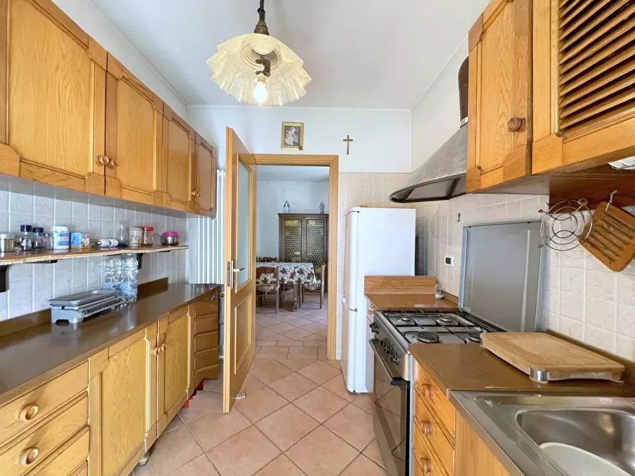 Immagine 9 di Casa bifamiliare in vendita  a Camaiore