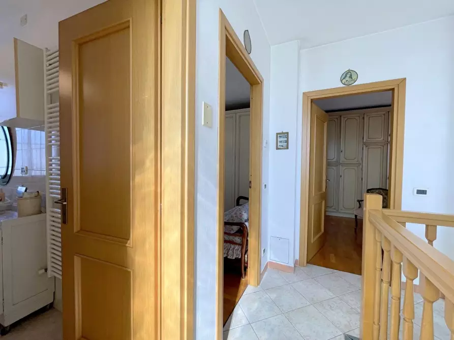 Immagine 28 di Casa bifamiliare in vendita  a Camaiore