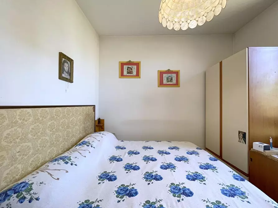 Immagine 15 di Casa bifamiliare in vendita  a Camaiore