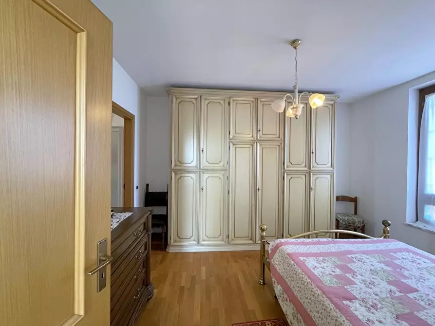 Immagine 34 di Casa bifamiliare in vendita  a Camaiore