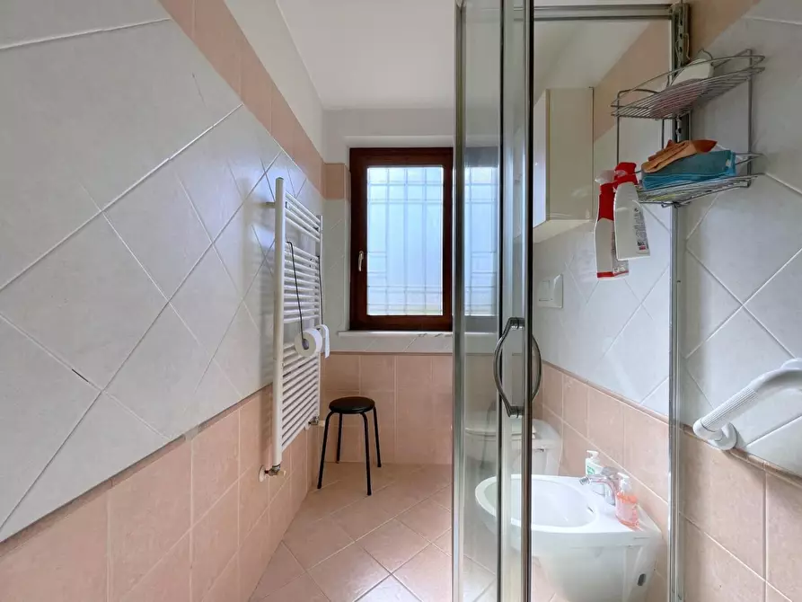 Immagine 12 di Casa bifamiliare in vendita  a Camaiore