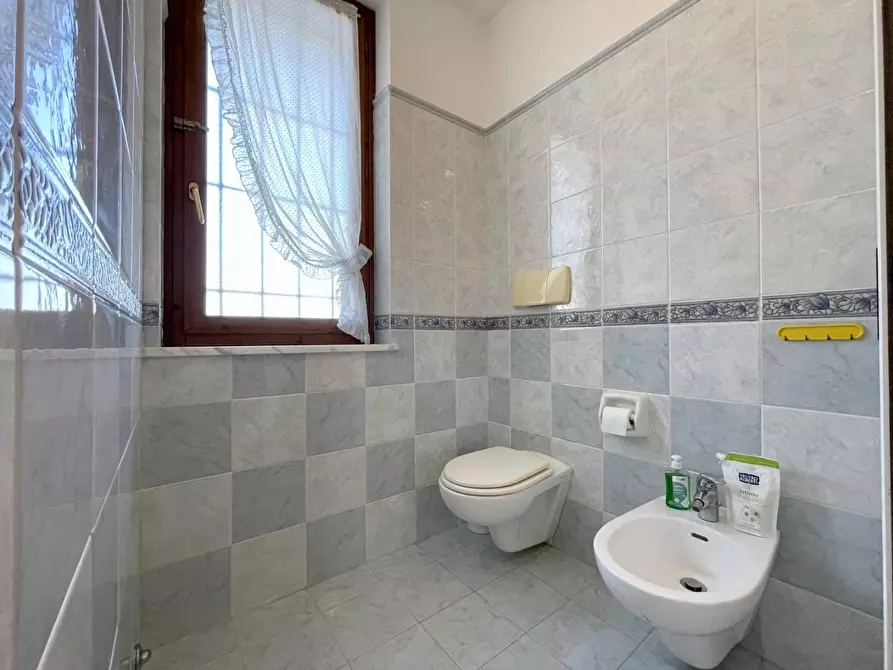 Immagine 41 di Casa bifamiliare in vendita  a Camaiore