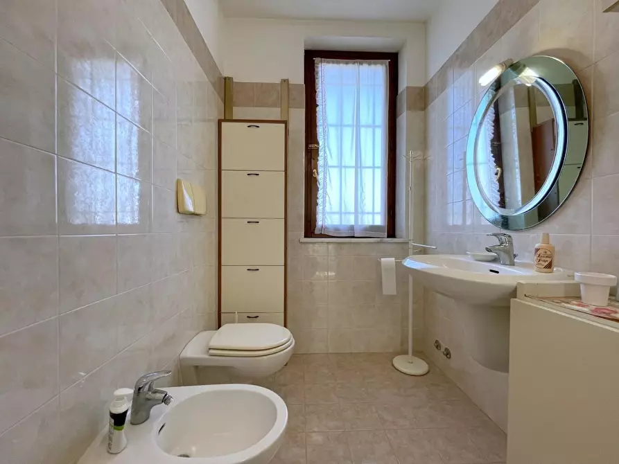 Immagine 45 di Casa bifamiliare in vendita  a Camaiore