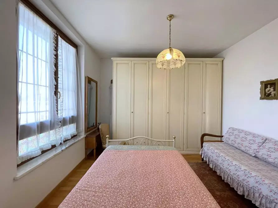 Immagine 31 di Casa bifamiliare in vendita  a Camaiore