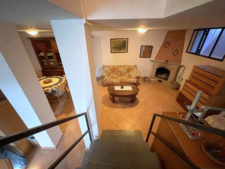 Immagine 20 di Casa bifamiliare in vendita  a Camaiore