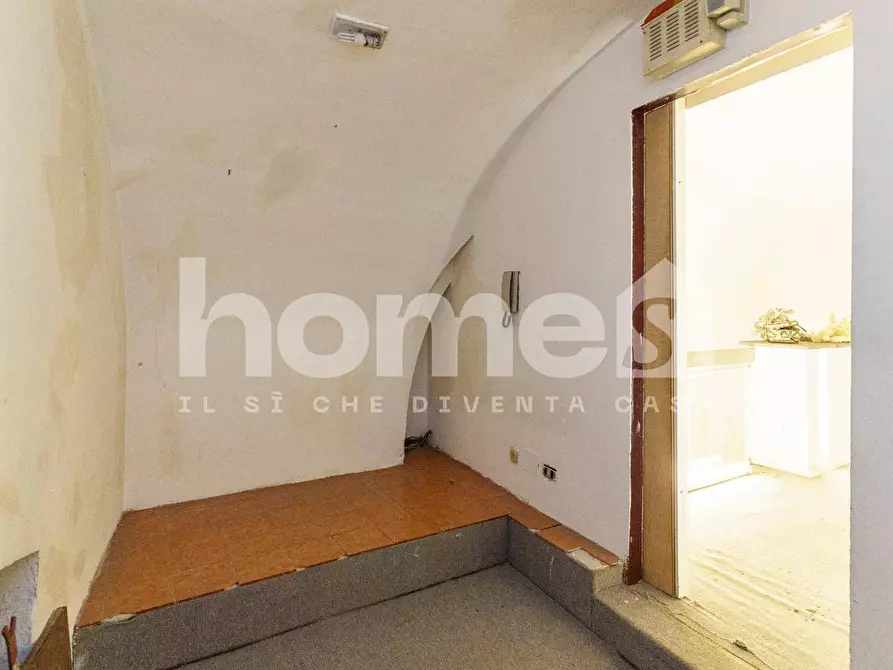 Immagine 21 di Negozio in affitto  a Catania