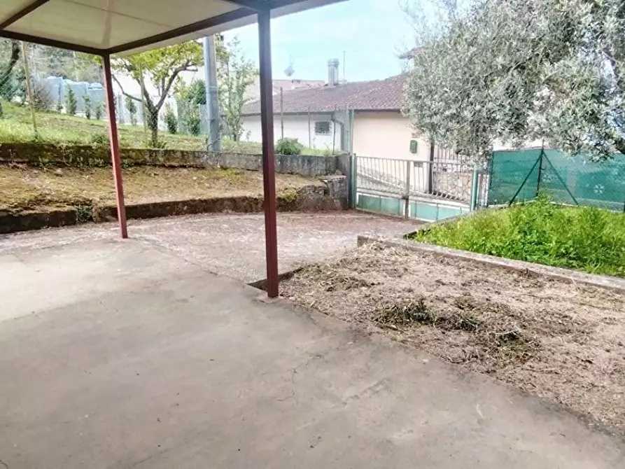 Immagine 4 di Casa indipendente in vendita  a Massa