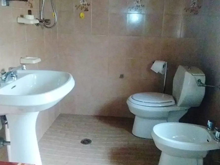 Immagine 7 di Casa indipendente in vendita  a Massa