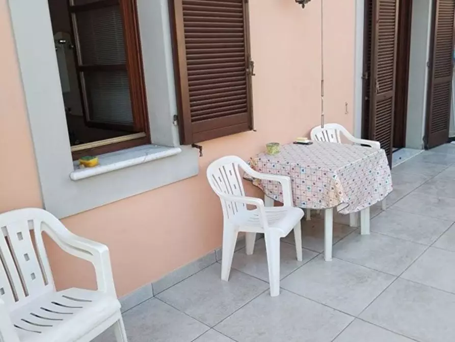 Immagine 6 di Appartamento in vendita  a Massa