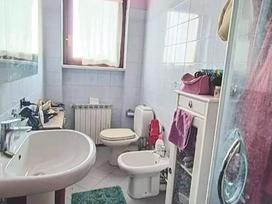 Immagine 8 di Appartamento in vendita  a Massa