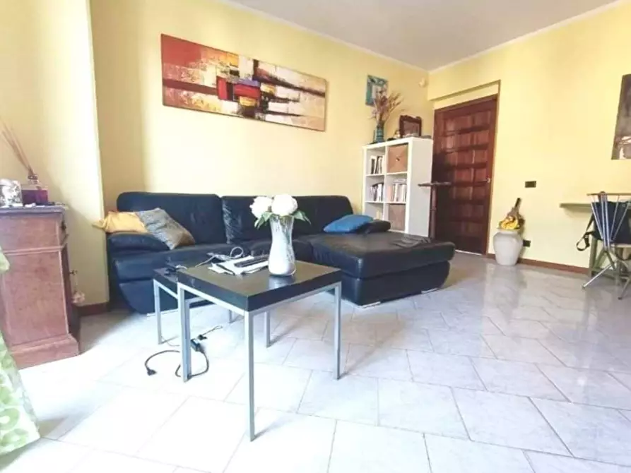 Immagine 10 di Appartamento in vendita  a Massa