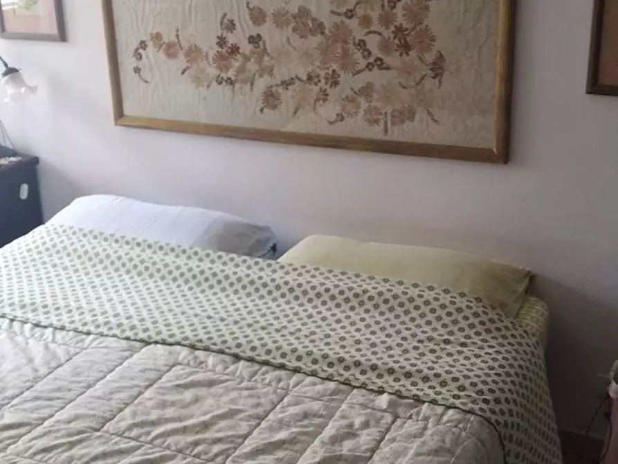 Immagine 3 di Appartamento in vendita  a Carrara